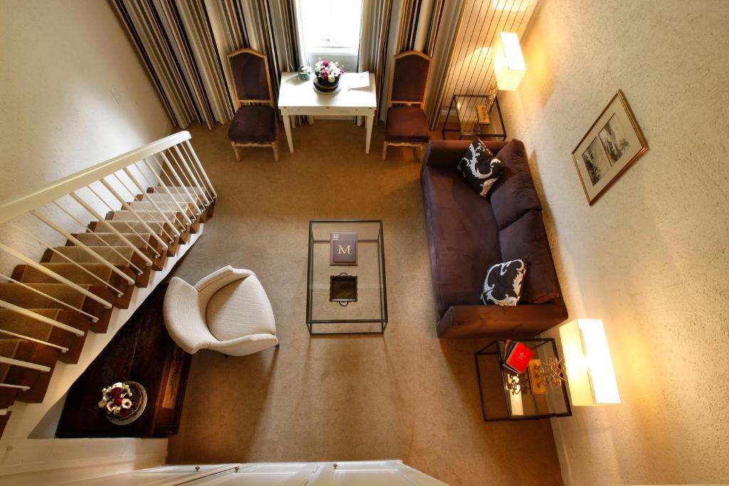 Les Manoirs De Tourgeville Hotel
